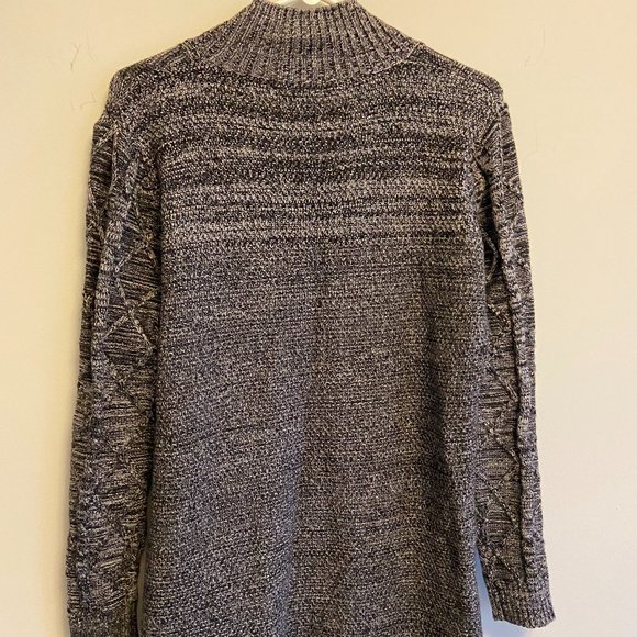 NEW- Orange Fashion Village One Size Long Sweater - black and white - Picture 3 of 6